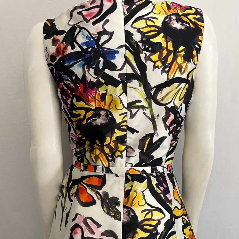 Oscar de la Renta White Midi Dress with Multicolor Floral Print - Picture 12 of 12